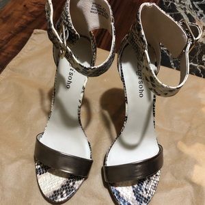 Zigisoho snake skin sandal